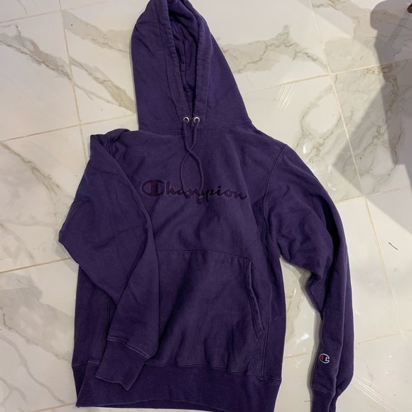 Purple champion hoodie - Picture 1 of 2